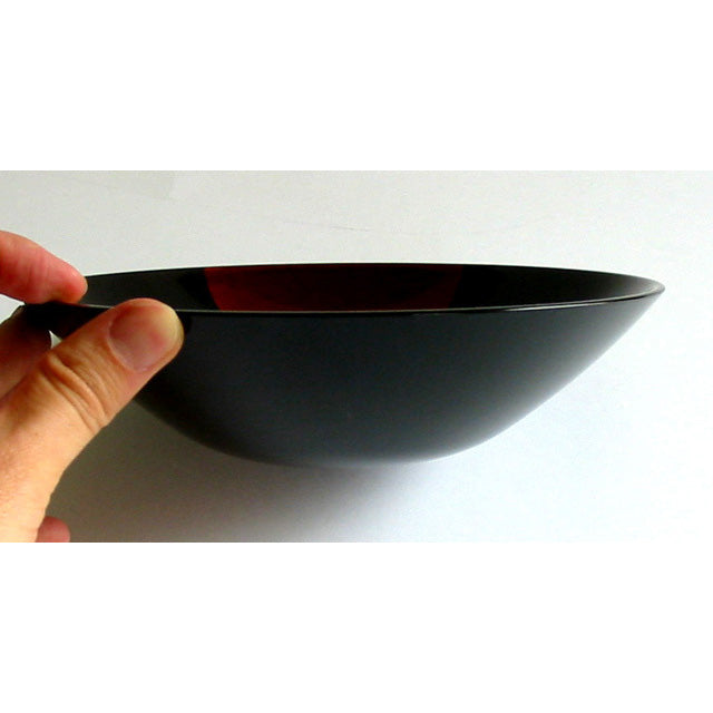 side view of urushi bowl