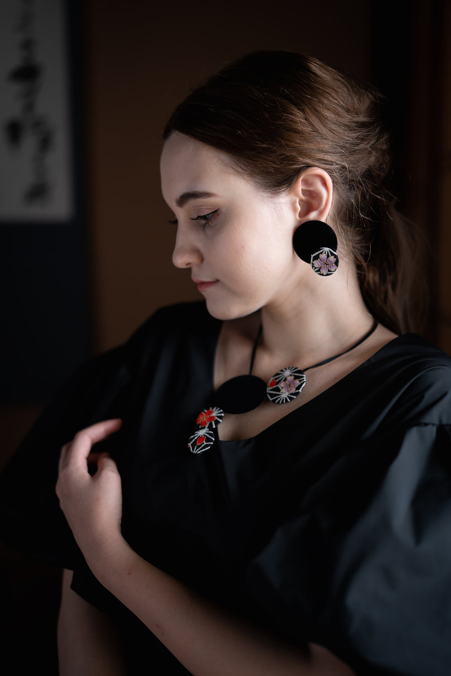 Kimono Fabric Circles Necklace—ASANOHA PATTERN—BLACK & RED