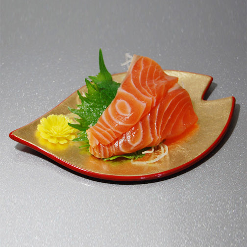 one of meimeisara with sashimi on top